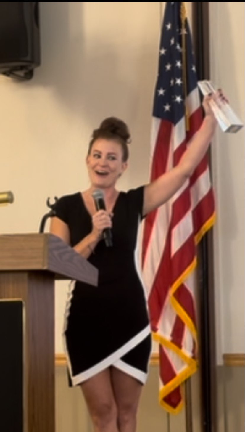 Mandy with award