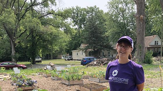 Photo of SIU staff working in community gardens